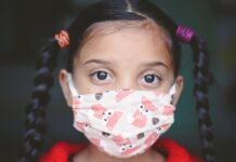 Jaki element bezpieczeństwa jest charakterystyczny dla systemów opartych o Linux?