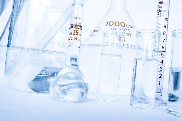Które z czynników środowiska pracy zaliczamy do chemicznych?